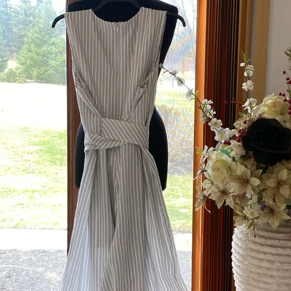 NWOT Jumpsuit Elegant Striped White with attached sash, very light and airy. - Picture 5 of 12